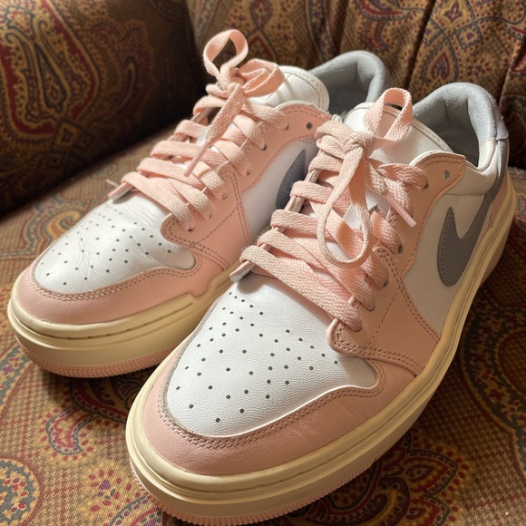 Nike Air Jordan 1 Elevate Low Pink White Womens - Picture 3 of 9